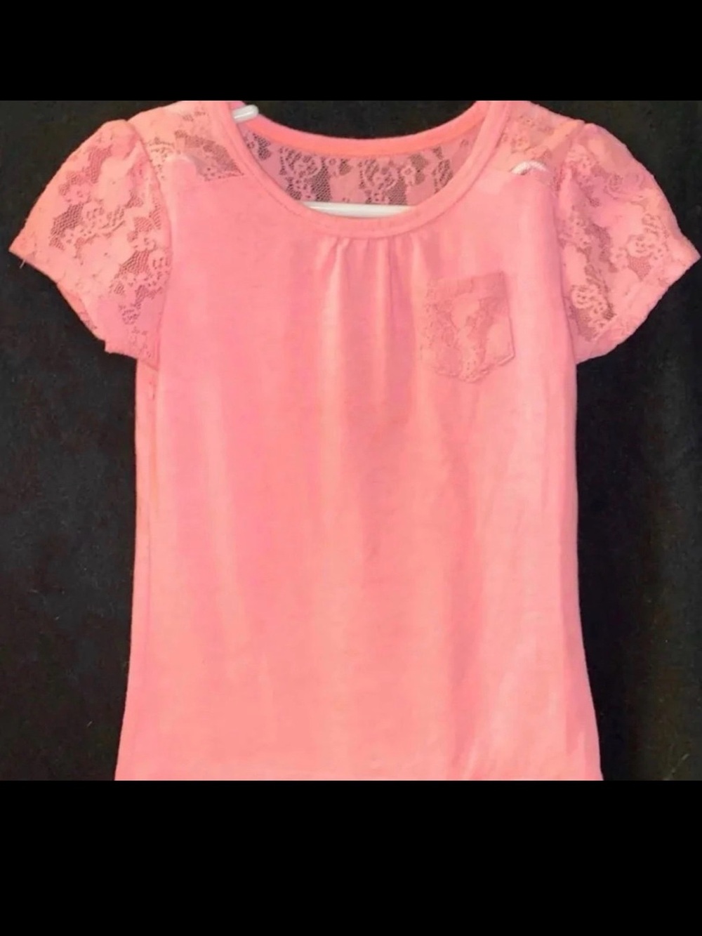๐ Little Girls Size 5 Pink Short Sleeve Lace Pocket Tee